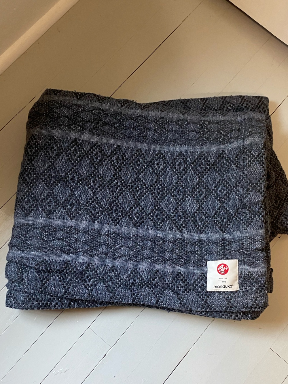 Manduka yoga blanket